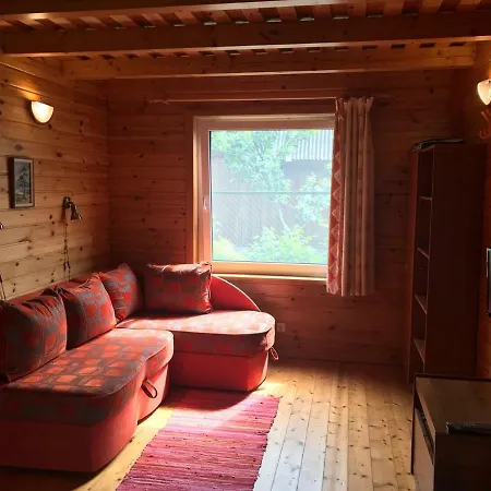 Silas House Połąga